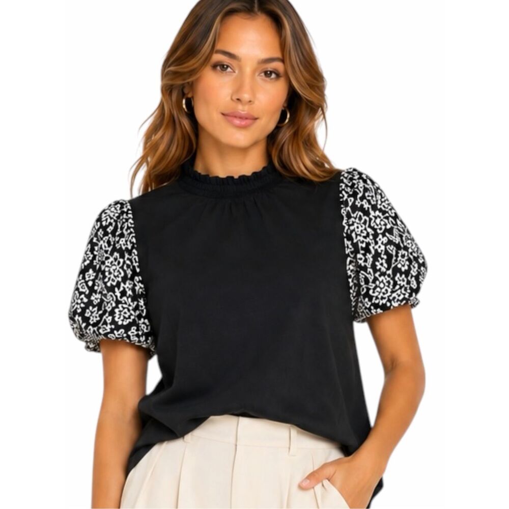 VOY Women’s Black Mock Neck Floral Puff Sleeve Blouse Size Small